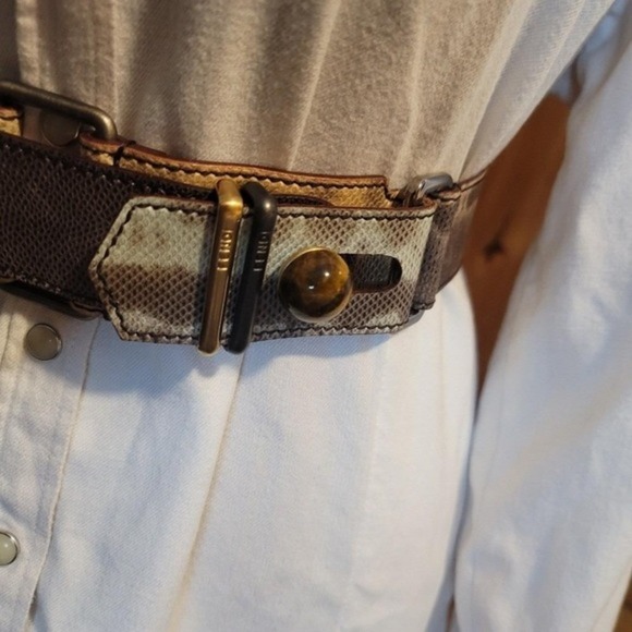 ?Vintange FENDI⭐ Snakeskin Leather Belt‎ With Cateye & Blue Onyx Accent Buttons main image 12